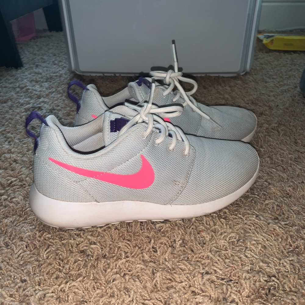 Nike Roshes